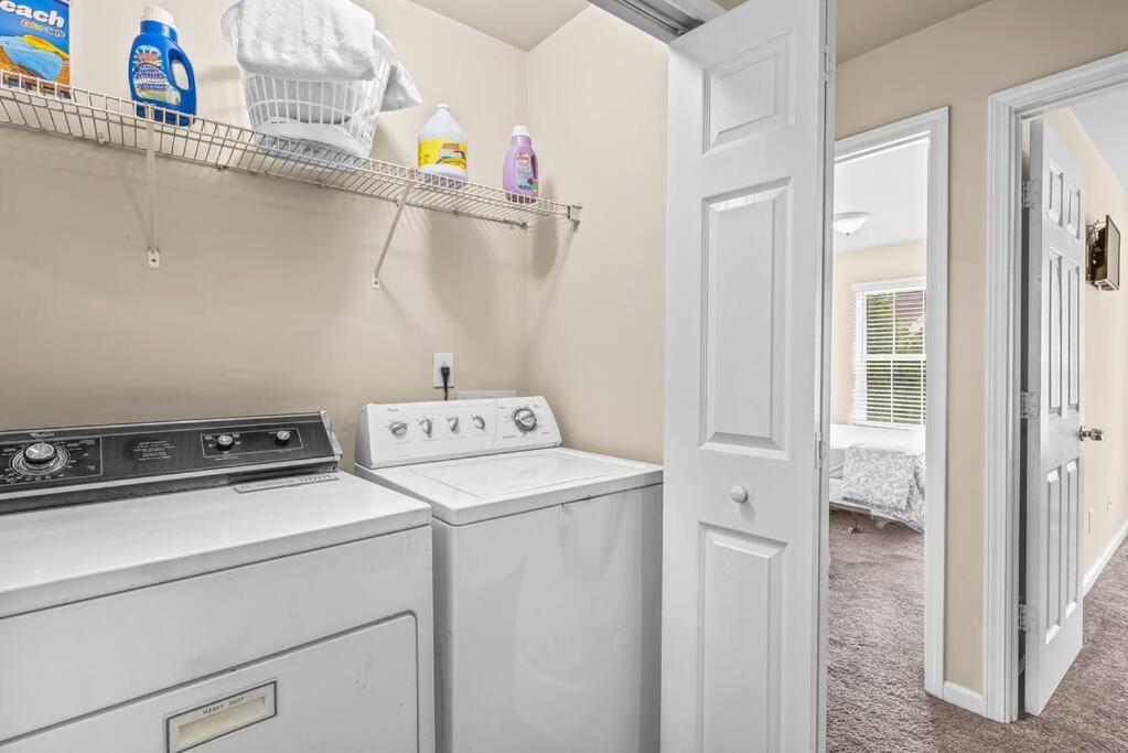 Charming Multilevel 4 Bedroom Townhouse Атланта Екстериор снимка